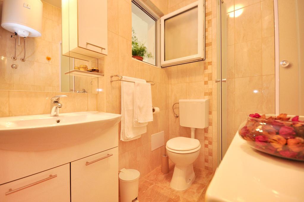 Downtown Apartment Durdica Split Exterior photo